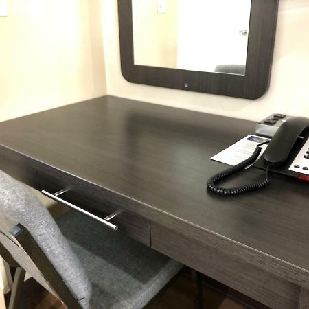 Simply Home Inn & Suites - Riverside Esterno foto