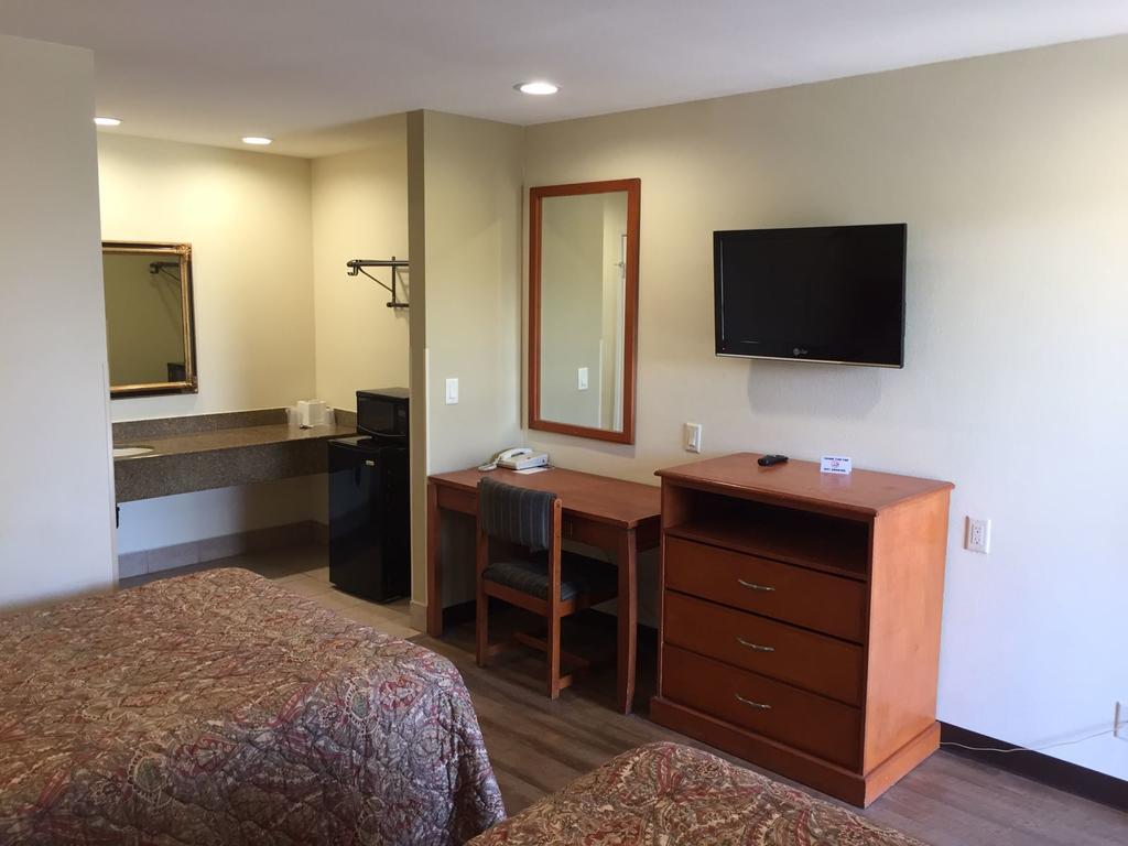 Simply Home Inn & Suites - Riverside Camera foto