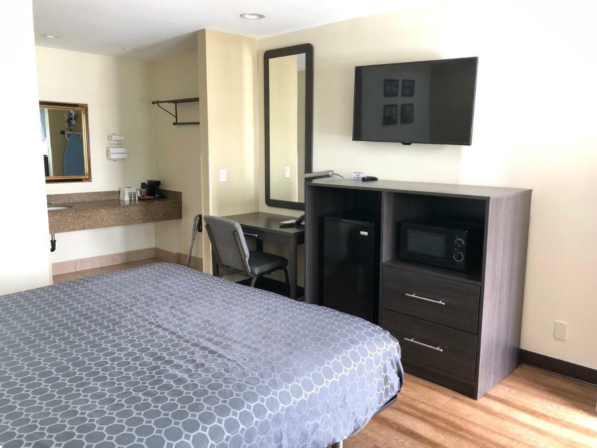 Simply Home Inn & Suites - Riverside Esterno foto