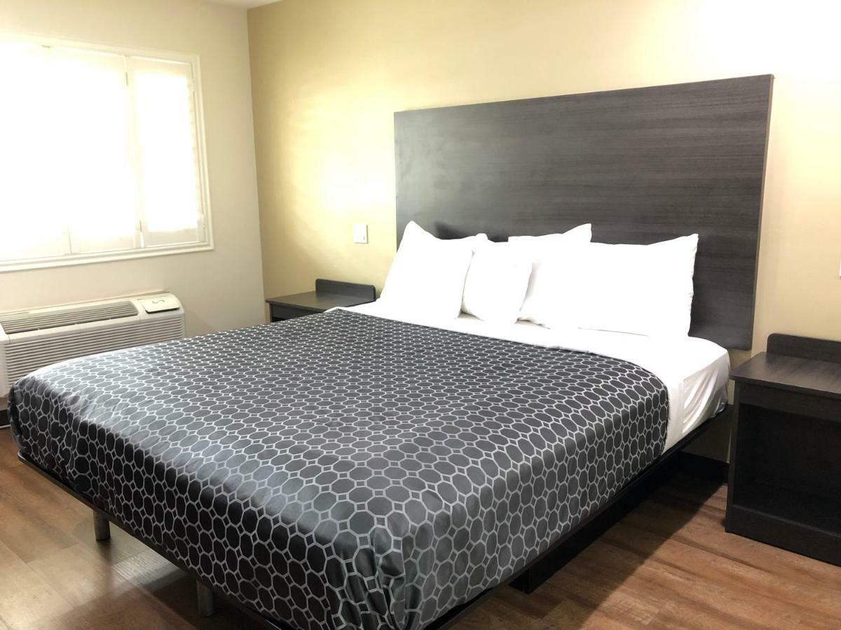 Simply Home Inn & Suites - Riverside Esterno foto